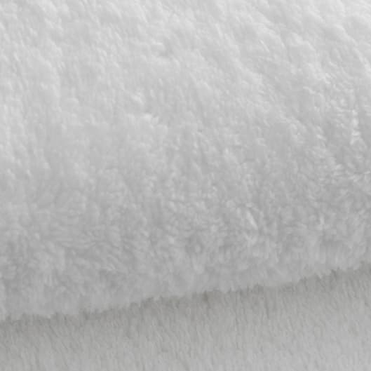 UNLIMITED LASH FILL PACKAGE at Sky Diva in Hackensack, NJ